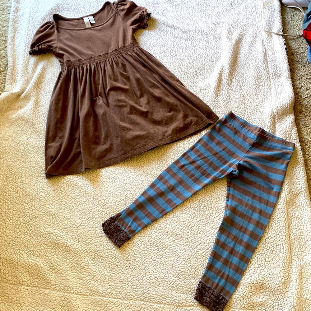 Matilda Jane “Paint by Numbers” Mocha Tunic and Cropped Ruffled Leggings